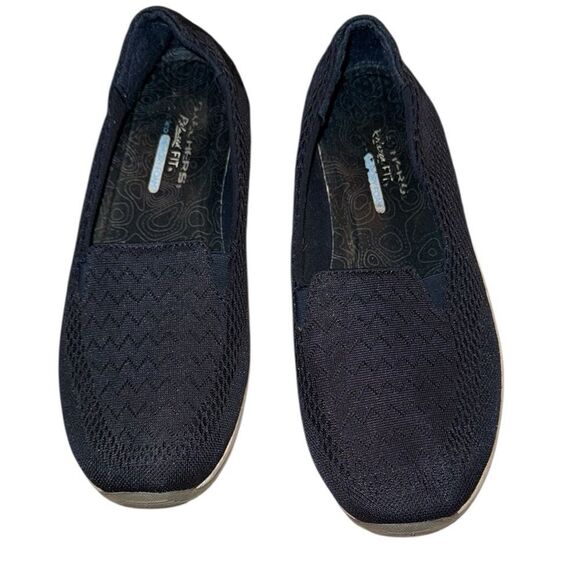 🌹Skechers Navy Relaxed Fit Slip-On Loafers - Picture 1 of 4